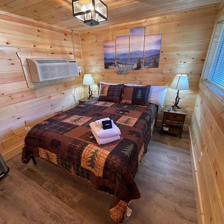 Newly Remodeled Motel In Gatlinburg! Ngoại thất bức ảnh